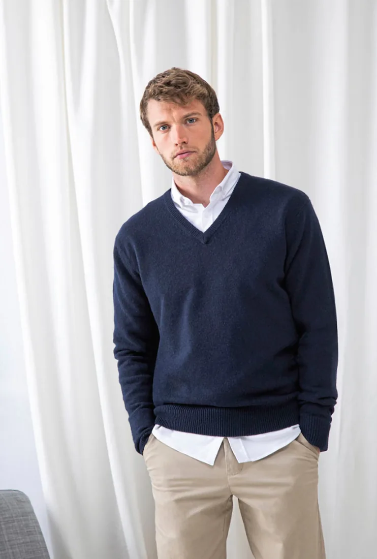 Lambswool V-Neck Jumper 2