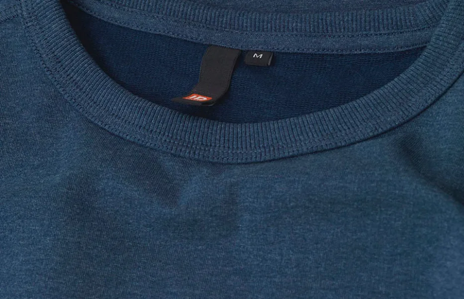 CORE Sweatshirt 5