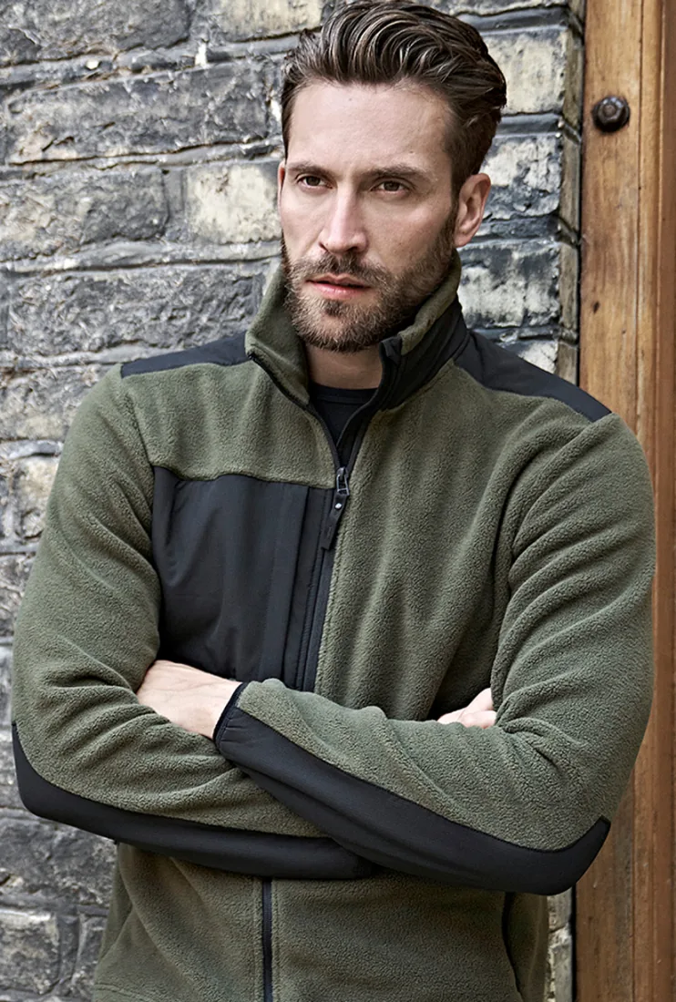 Mountain Fleece 2